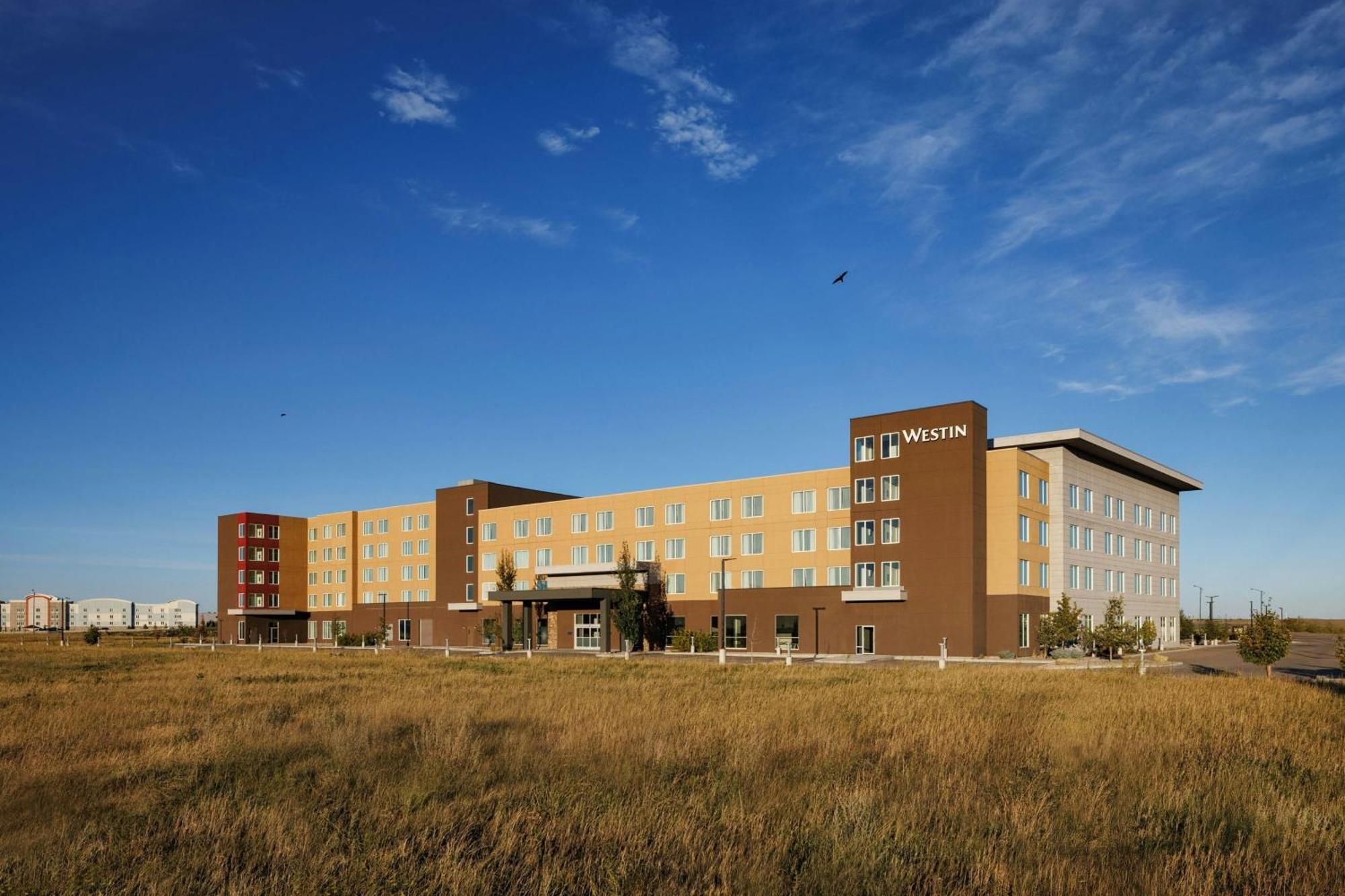 Hotel The Westin Calgary Airport Exterior foto